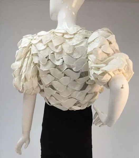 1980s Jacqueline de Ribes Cream Bolero