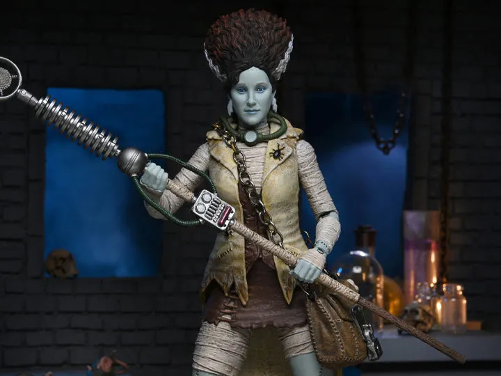 April O'Neil Bride Of Frankenstein Figure - Universal Monsters x Teenage Mutant Ninja Turtles