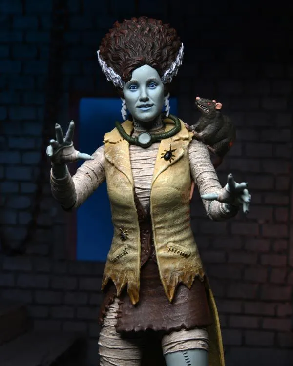 April O'Neil Bride Of Frankenstein Figure - Universal Monsters x Teenage Mutant Ninja Turtles