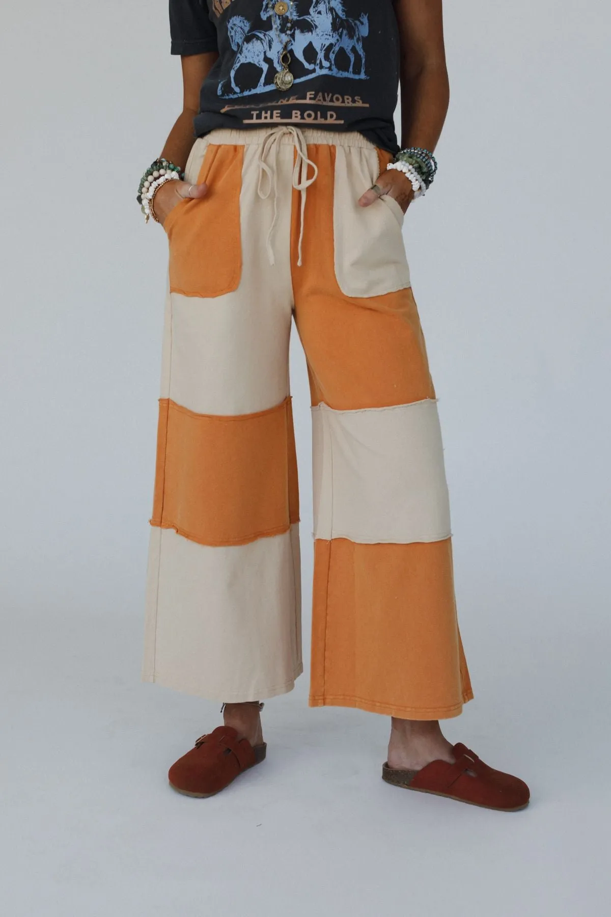 Coastal Colorblock Pants - Camel