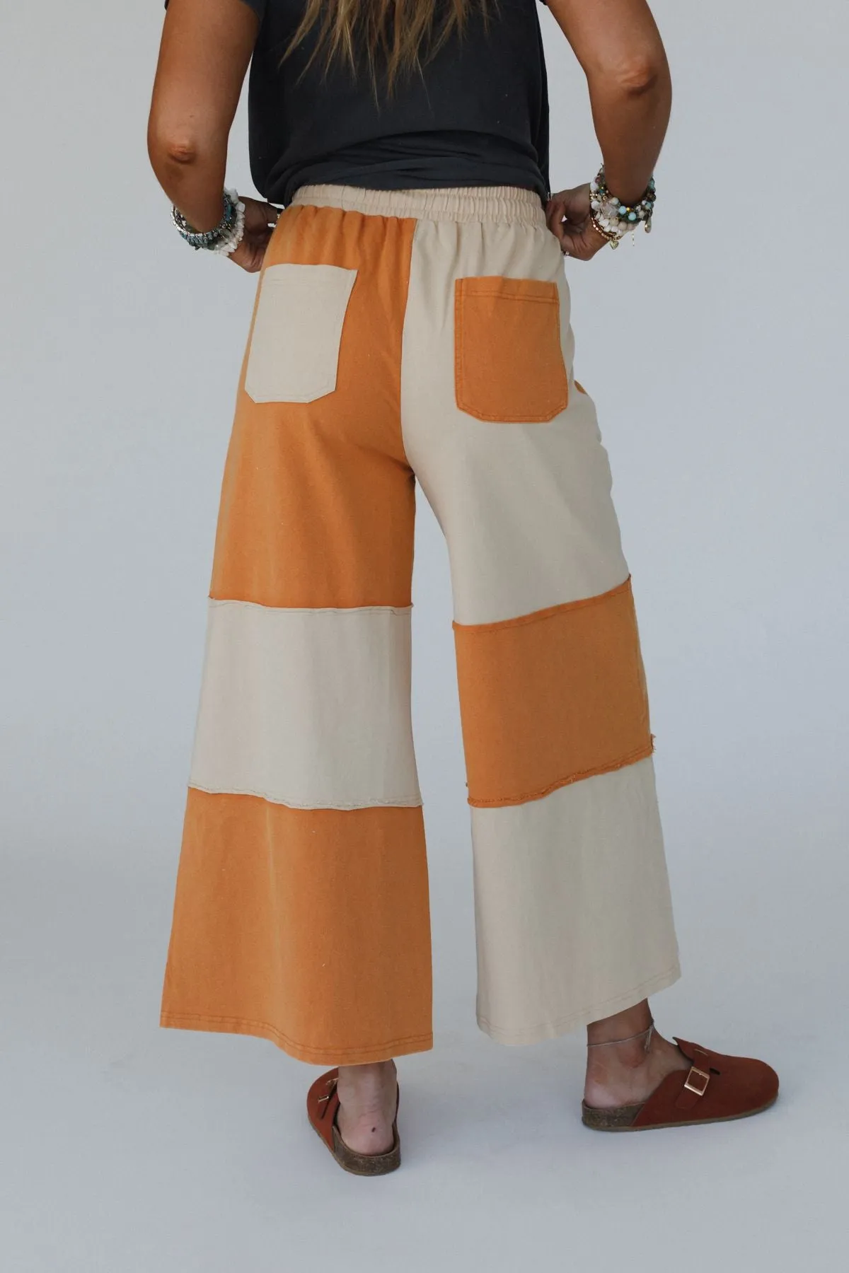 Coastal Colorblock Pants - Camel