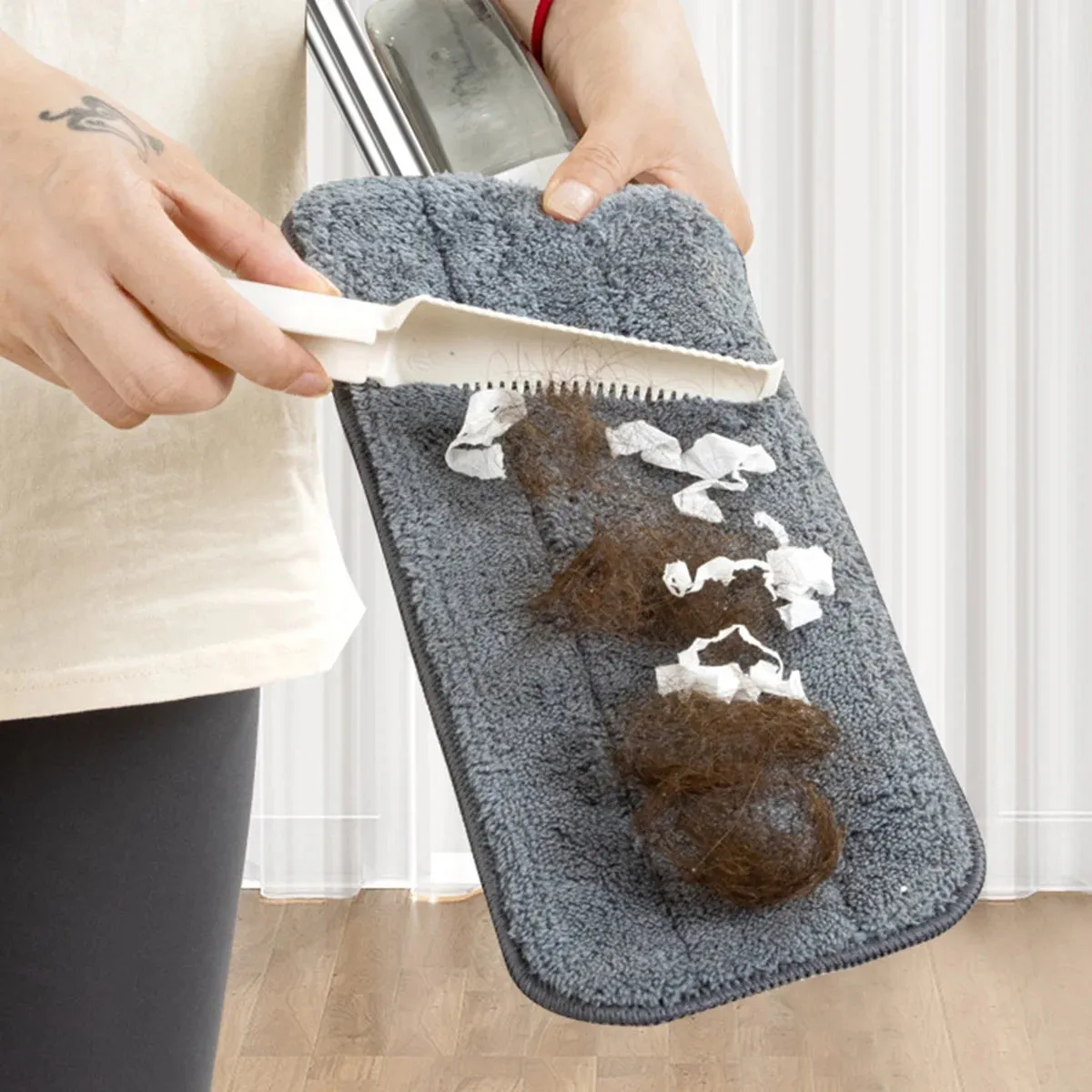 Floor Cleaning Wet Dry Microfiber Spray Mop with 2 Washable Pads Bn-link