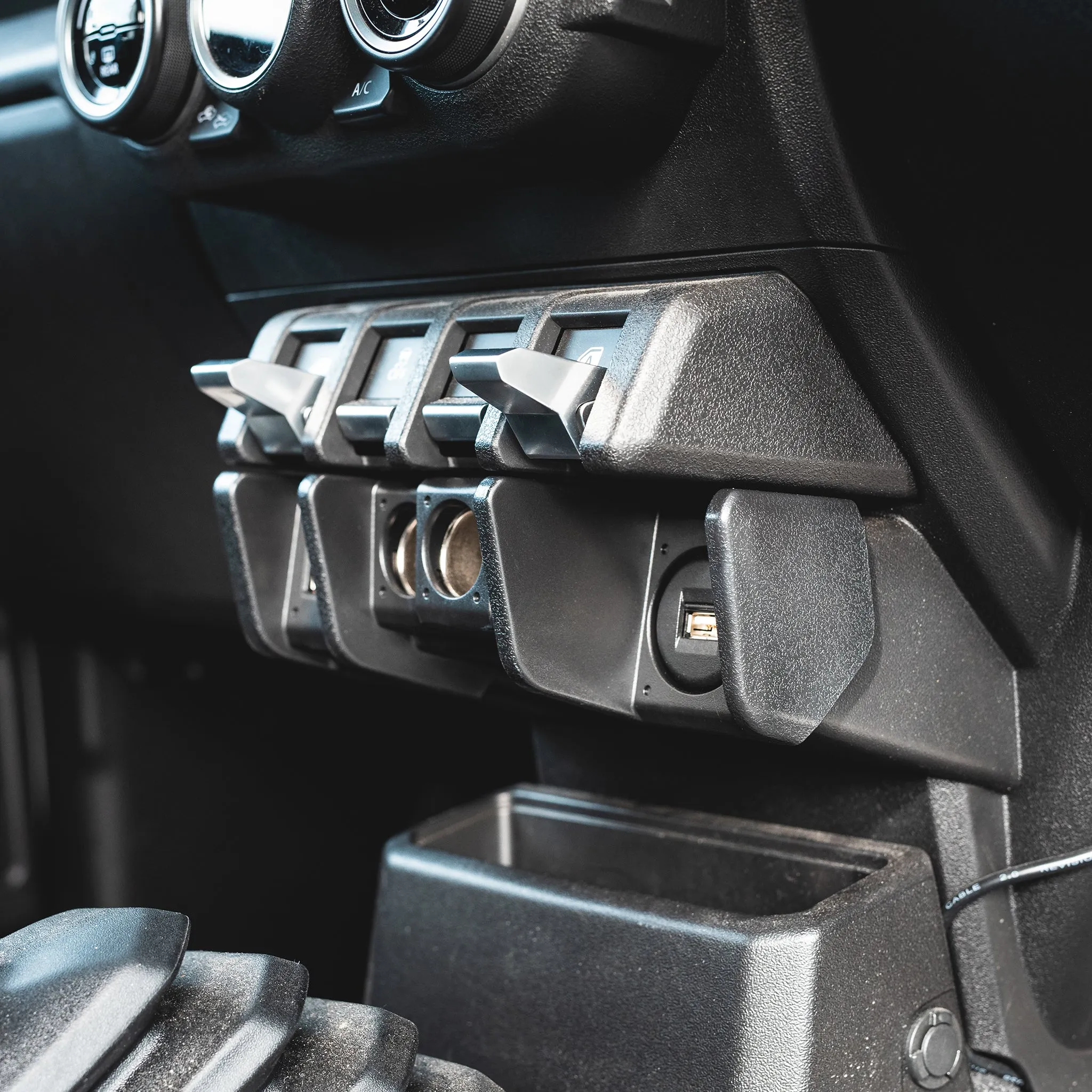 Power Supply Adapter for Suzuki Jimny (2018 )
